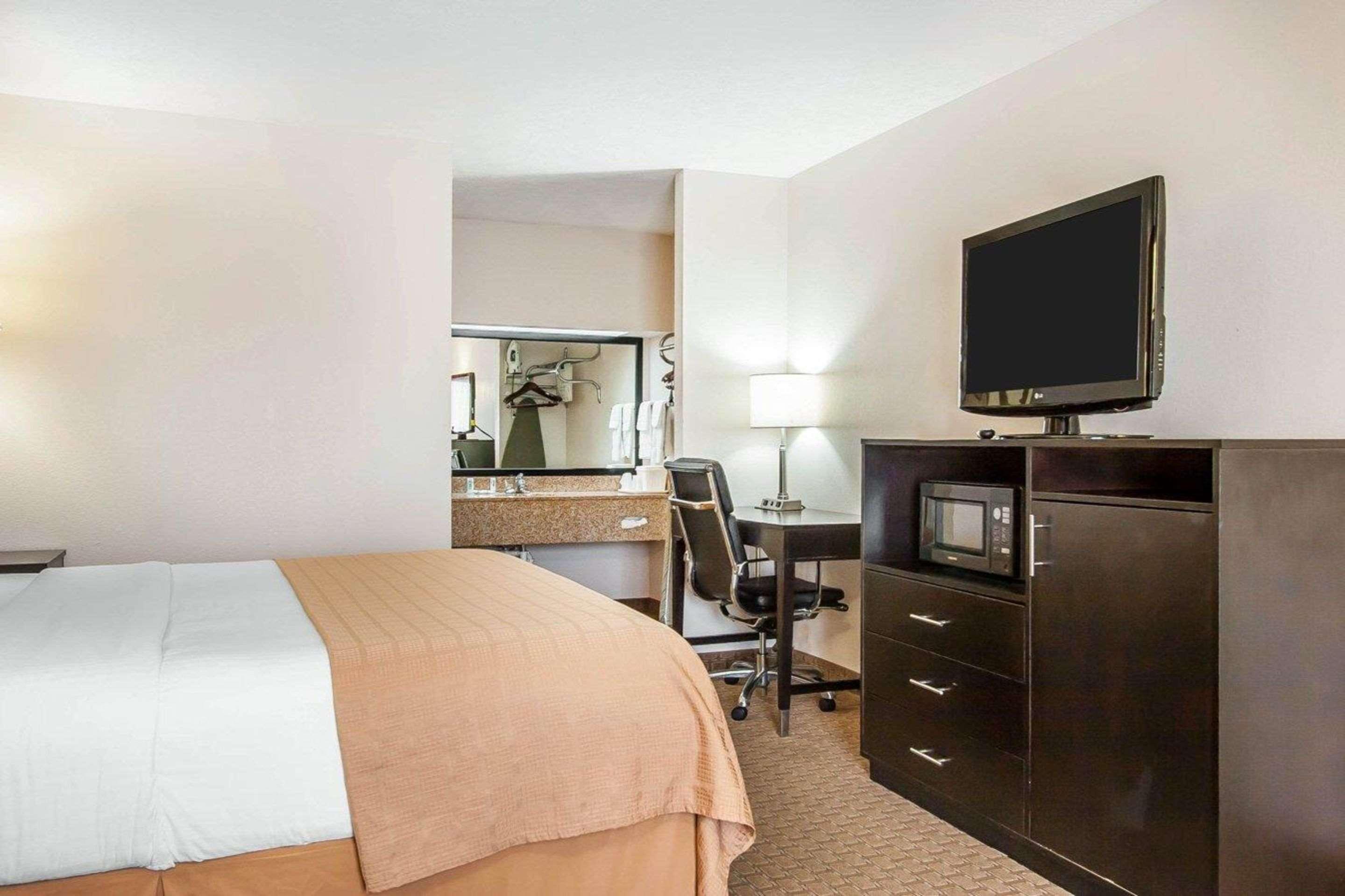 Quality Inn Savannah South Kültér fotó