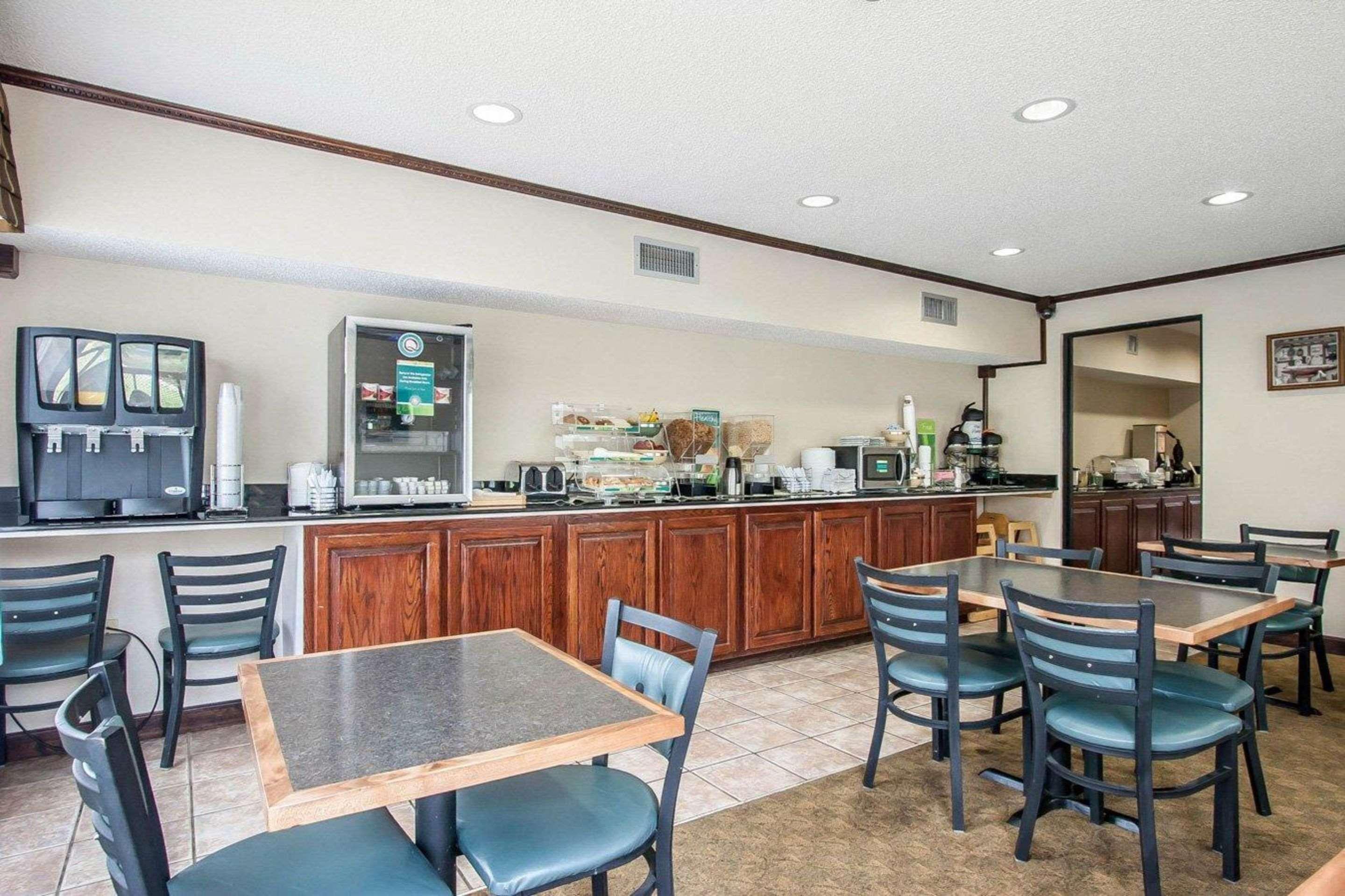 Quality Inn Savannah South Kültér fotó